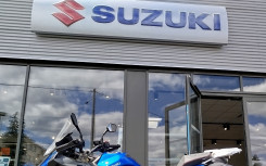 SUZUKI GSX-S 1000 GX PACK+  (selles confort + poignées chauffantes)
