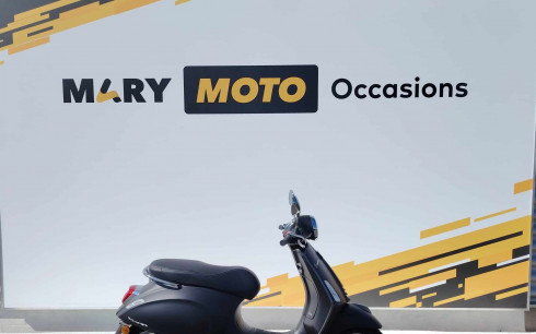 VESPA PRIMAVERA 125 S