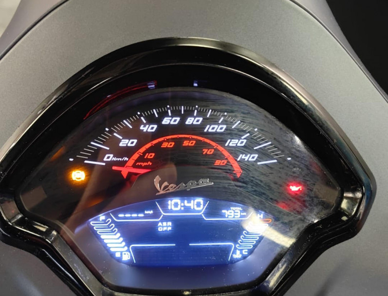 VESPA GTS SUPER SPORT 125