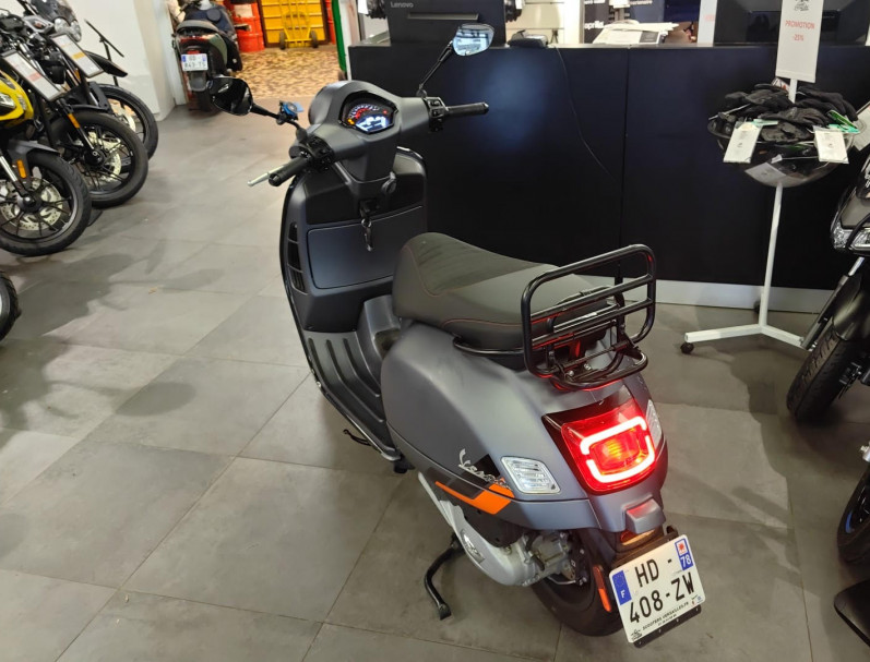 VESPA GTS SUPER SPORT 125