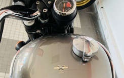 TRIUMPH SCRAMBLER 900 SERIE MECATWIN