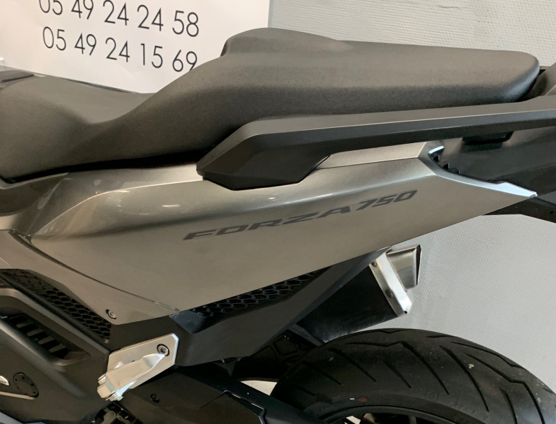 HONDA NSS FORZA 750