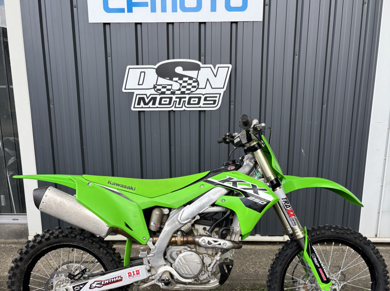 KAWASAKI 250 KX / DSN MOTOS 40
