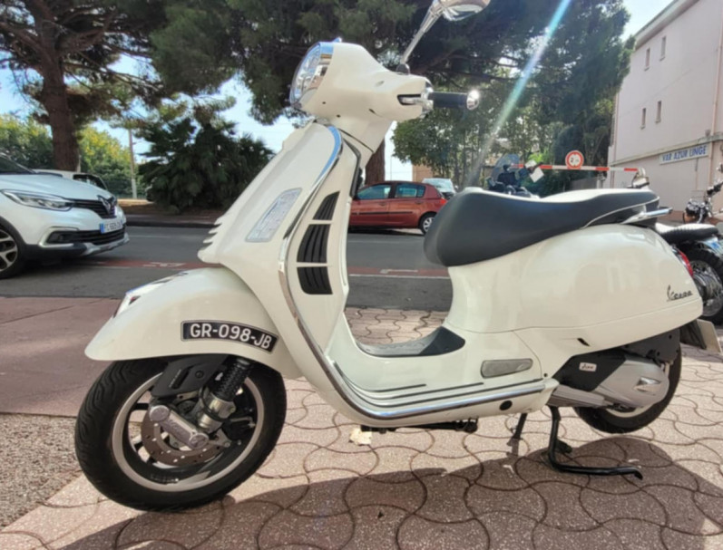 VESPA GTS 125IE SUPER
