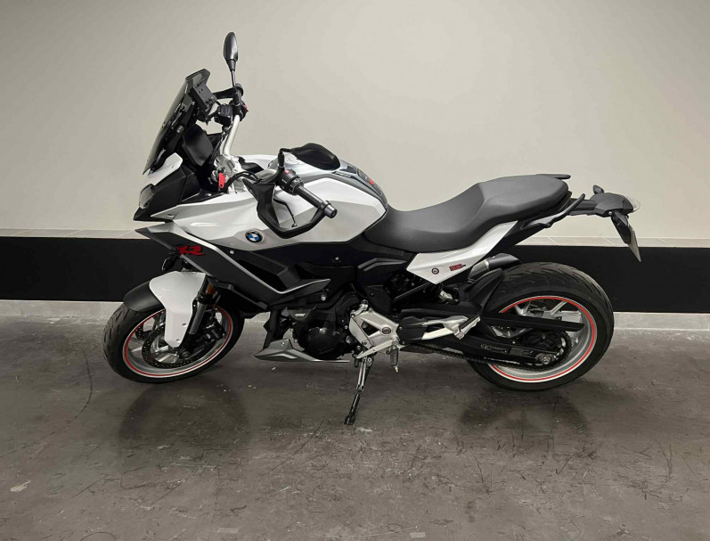BMW F 900 XR