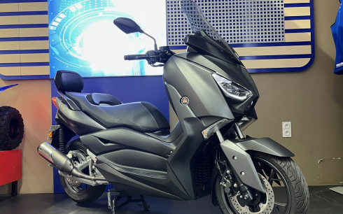 YAMAHA X-MAX 125