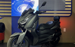 YAMAHA X-MAX 125