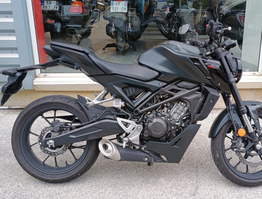 HONDA CB125R