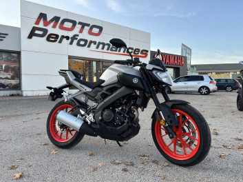 YAMAHA MT-125