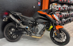 KTM 890 DUKE