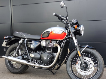 TRIUMPH Bonneville T100 A2
