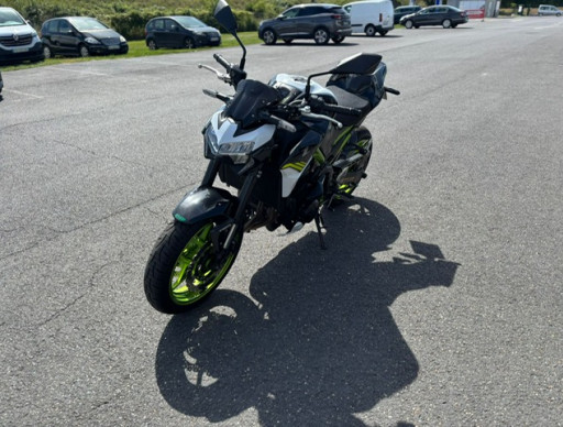 KAWASAKI Z 900
