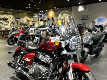 ROYAL ENFIELD SUPER METEOR 650