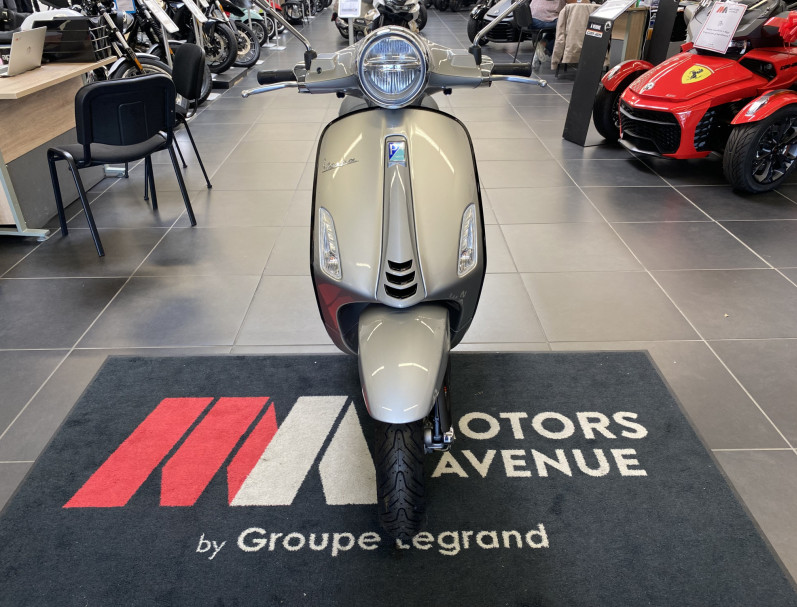 VESPA ELETTRICA 70KMH [99€/MOIS]