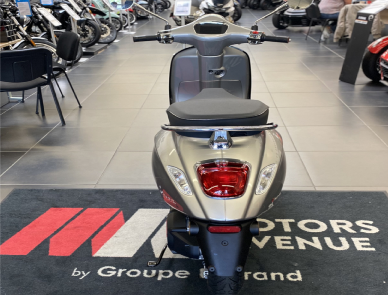  VESPA ELETTRICA 70KMH [99€/MOIS]