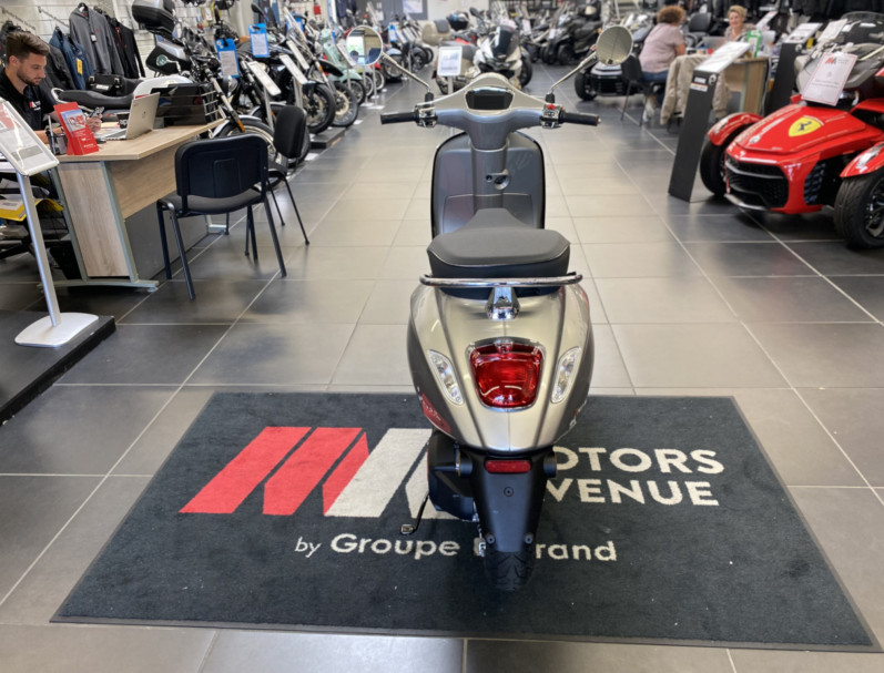  VESPA ELETTRICA 70KMH [99€/MOIS]