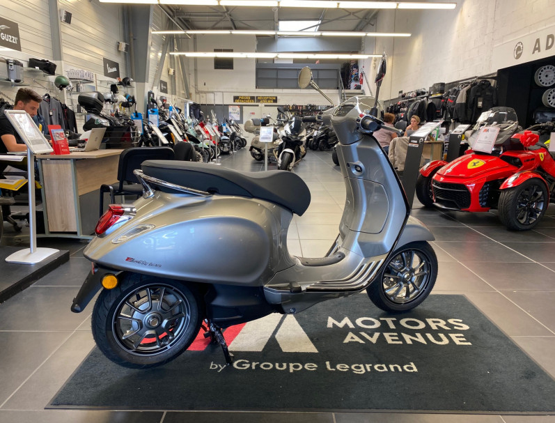  VESPA ELETTRICA 70KMH [99€/MOIS]