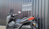 YAMAHA XMAX 300