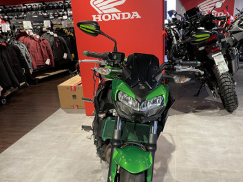 KAWASAKI Z650