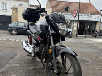 CB 125 F