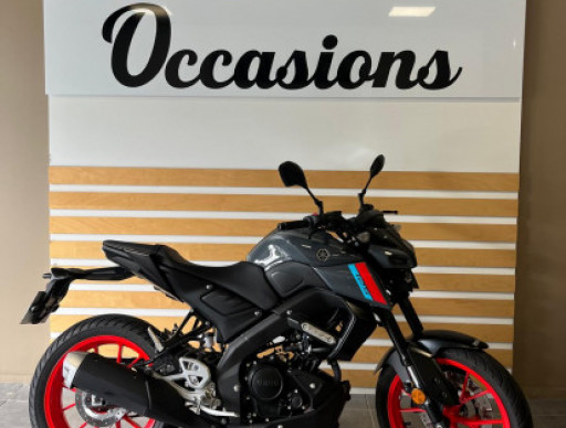 YAMAHA MT-125