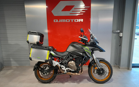 QJ MOTOR SRT 700 X TOURING