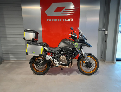 QJ MOTOR SRT 700 X TOURING