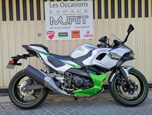 KAWASAKI Ninja 7 Hybrid