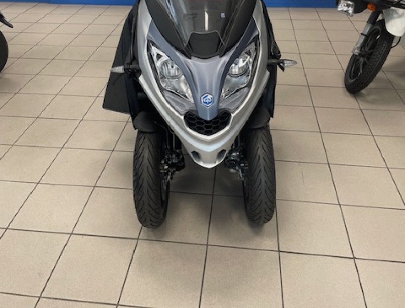 PIAGGIO MP3 300 HPE ABS ASR
