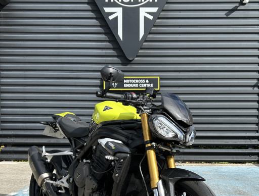TRIUMPH Speed Triple 1200 RX