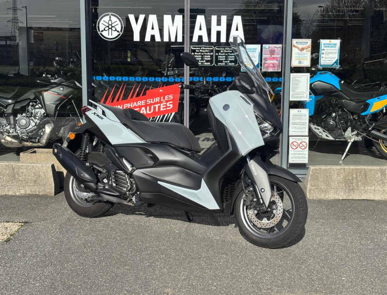 YAMAHA XMAX 125 TECHMAX + 