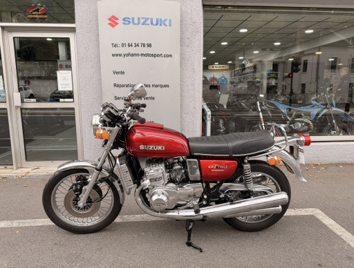 SUZUKI GT 750