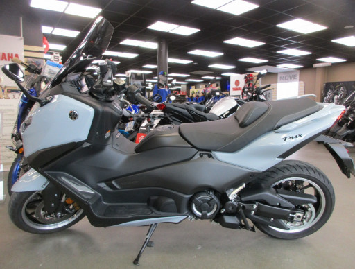 YAMAHA XP T-MAX 560 TECH MAX
