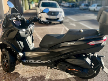 PIAGGIO MP3 530 HPE EXCLUSIVE