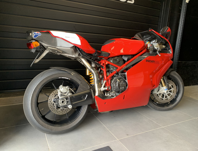 DUCATI 999 R