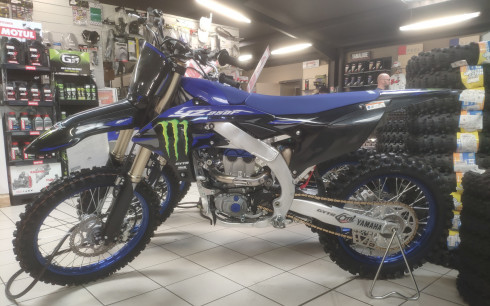 YAMAHA YZ250F MONSTER ENERGY