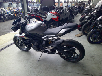 TRIUMPH STREET TRIPLE 765 RS Accidentée RSV N°22160