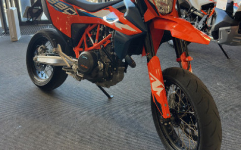 KTM 690 SMC-R
