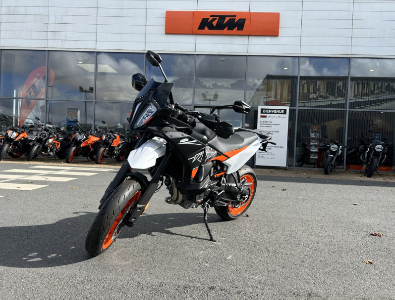 KTM 890 SMT