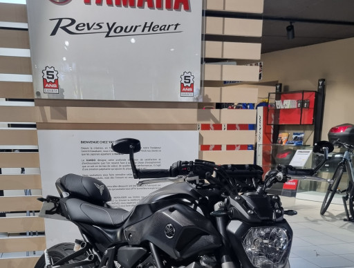 YAMAHA MT-07 (47.5CV)