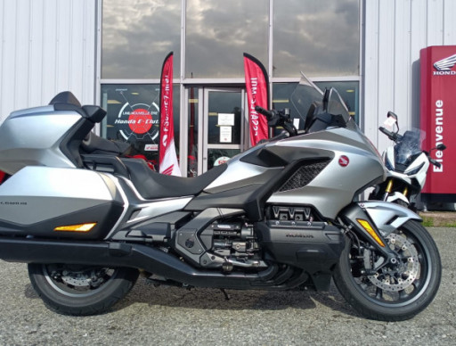 GOLDWING 1800