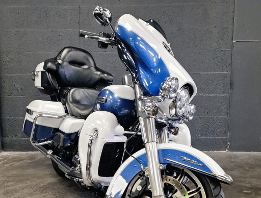 HARLEY-DAVIDSON ELECTRA GLIDE 1690 ULTRA LIMITED BI COLOR