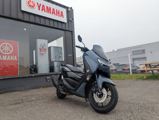 YAMAHA NMAX 125