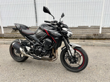 KAWASAKI Z 900
