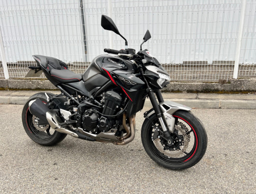 KAWASAKI Z 900