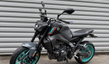 YAMAHA MT-09 AKRAPOVIC 