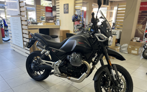 MOTO GUZZI V85 STRADA
