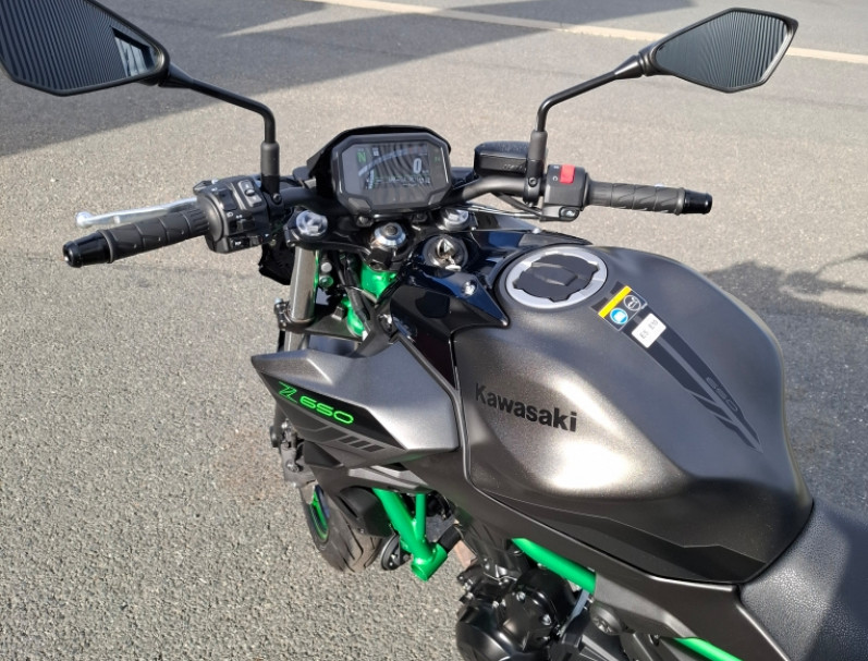 KAWASAKI Z 650 (47.5CV) idéal permis a2
