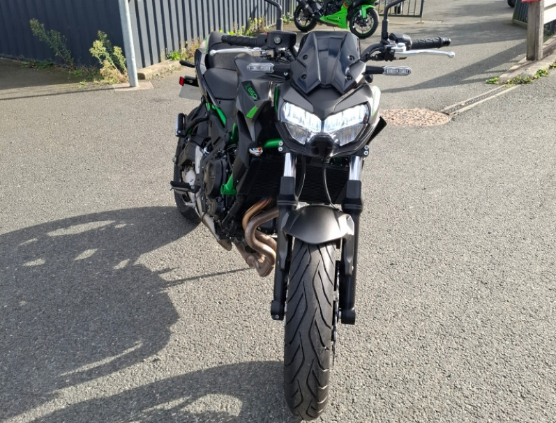 KAWASAKI Z 650 (47.5CV) idéal permis a2