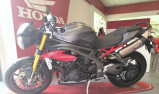 TRIUMPH SPEED TRIPLE R